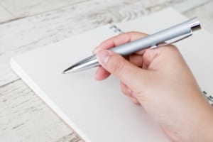 起業のためのアイデアを書き出す